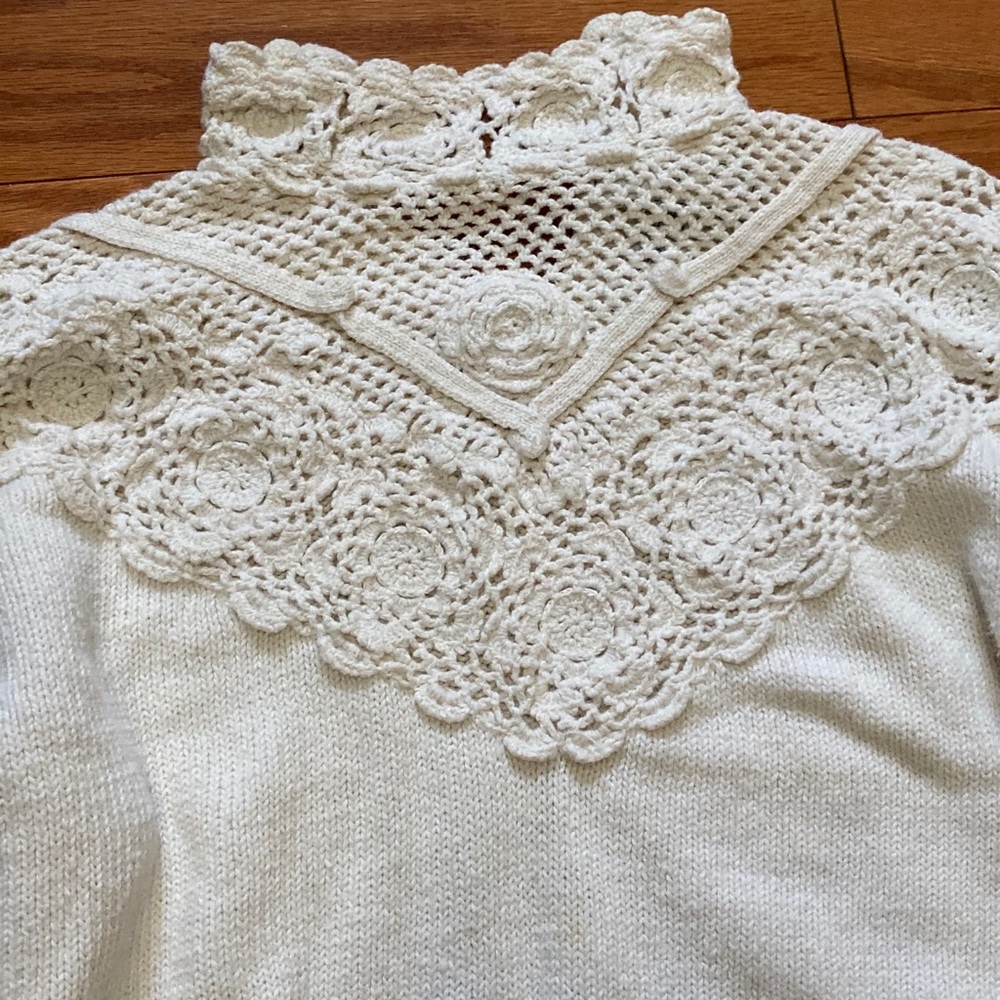 Vintage heavyknit cream sweater women’s small - Picture 2 of 8